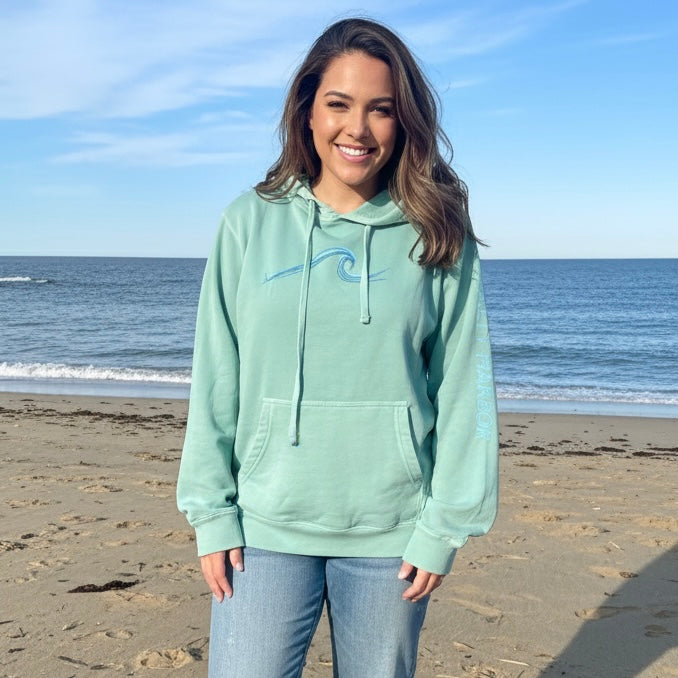 Pigmented Wave Pullover in Mint