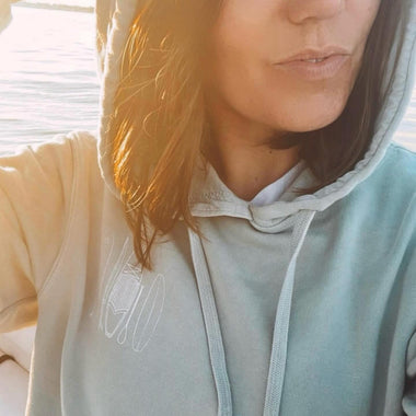 Surfboard Pullover in Sage
