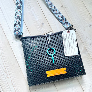 The Oyster Bag Crossbody- Wave