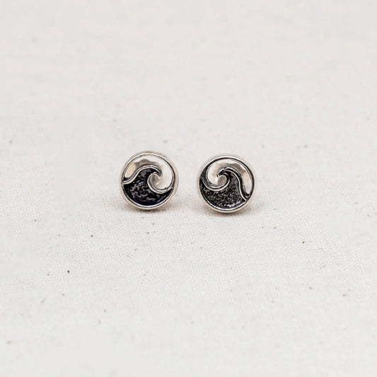 Wave Circle Stud Earrings