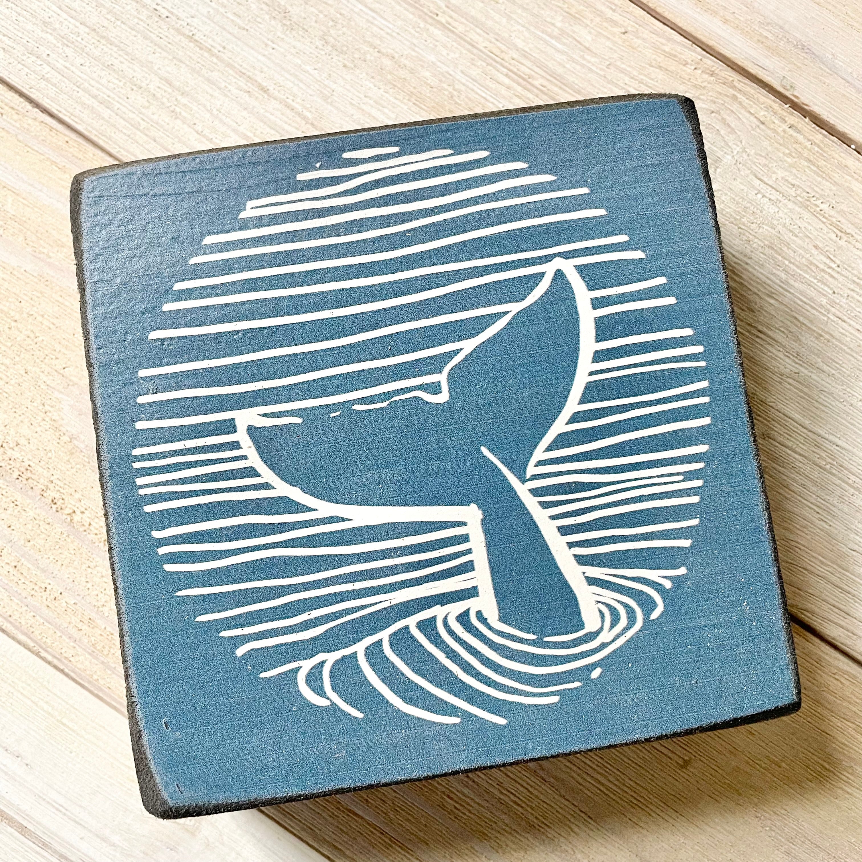 Whale Tail Circle Decorative Wooden Block